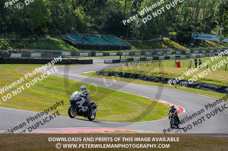 cadwell park;cadwell park photographs;cadwell trackday photographs;enduro digital images;event digital images;eventdigitalimages;peter wileman photography;racing digital images;trackday digital images;trackday photos
